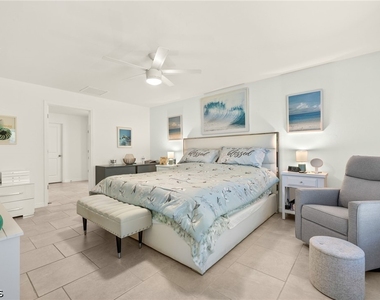 3813 Treasure Oak Way - Photo Thumbnail 13