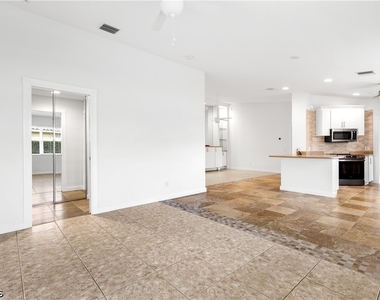 28869 Vermillion Lane - Photo Thumbnail 7