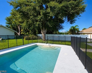 1138 Se 19th Lane - Photo Thumbnail 16