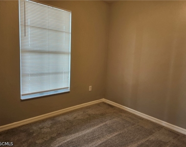 621 Sw 47th Terrace - Photo Thumbnail 7