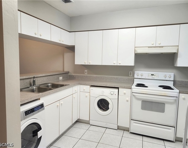 621 Sw 47th Terrace - Photo Thumbnail 3