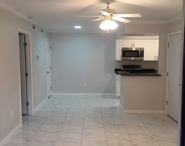 2937 Winkler Avenue - Photo Thumbnail 8