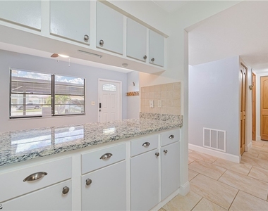 4711 Se 5th Avenue - Photo Thumbnail 12
