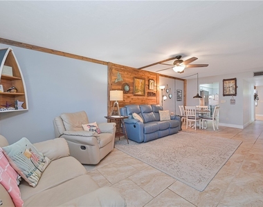 4711 Se 5th Avenue - Photo Thumbnail 19