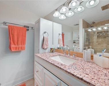 4711 Se 5th Avenue - Photo Thumbnail 23