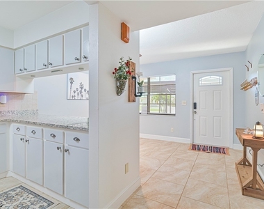 4711 Se 5th Avenue - Photo Thumbnail 8