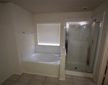 19055 Village Maple Court - Photo Thumbnail 18