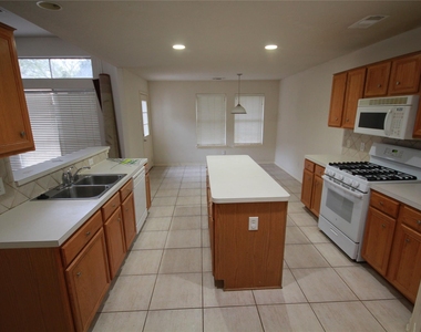 19055 Village Maple Court - Photo Thumbnail 9