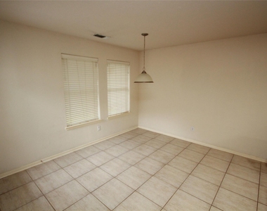 19055 Village Maple Court - Photo Thumbnail 11