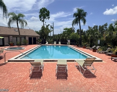 2845 Winkler Avenue - Photo Thumbnail 2