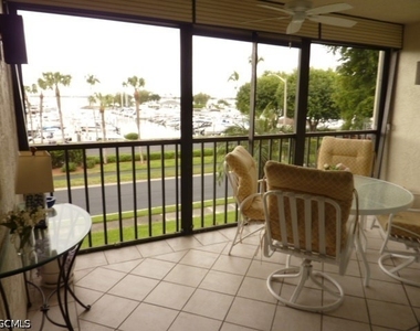 4821 S Landings Drive - Photo Thumbnail 11