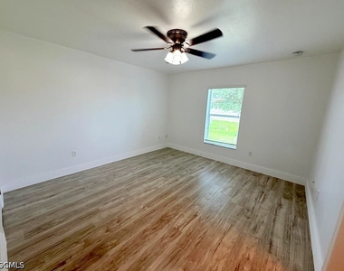 2020 Nw 16th Terrace - Photo Thumbnail 15