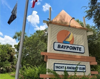 16150 Bay Pointe Boulevard - Photo Thumbnail 1