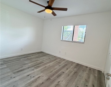 16150 Bay Pointe Boulevard - Photo Thumbnail 33