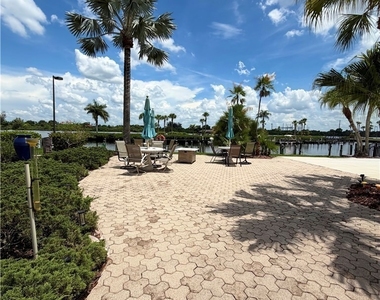 16150 Bay Pointe Boulevard - Photo Thumbnail 16