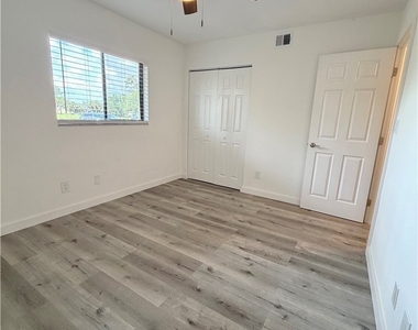 16150 Bay Pointe Boulevard - Photo Thumbnail 34