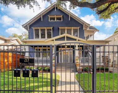 217 Marshall Street - Photo Thumbnail 16