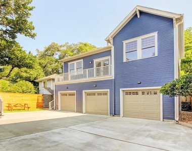 217 Marshall Street - Photo Thumbnail 14