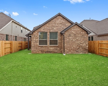 7011 Golden Groundsel Drive - Photo Thumbnail 15