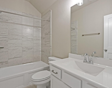 7011 Golden Groundsel Drive - Photo Thumbnail 14
