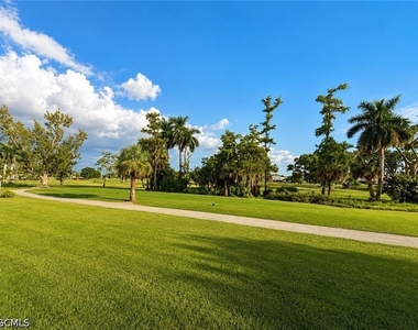 1356 Myerlee Country Club Boulevard - Photo Thumbnail 11