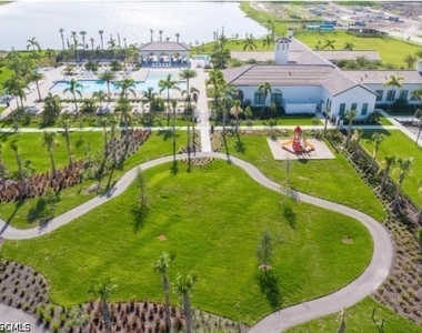 5069 Penella Avenue - Photo Thumbnail 26