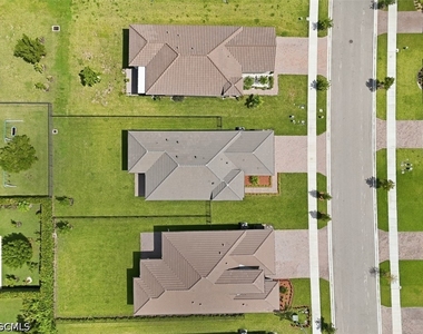 5069 Penella Avenue - Photo Thumbnail 23
