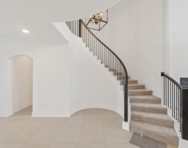 21127 Coral View Drive - Photo Thumbnail 10