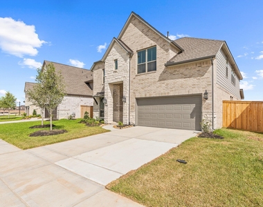 21127 Coral View Drive - Photo Thumbnail 2