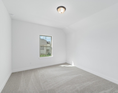 21127 Coral View Drive - Photo Thumbnail 32