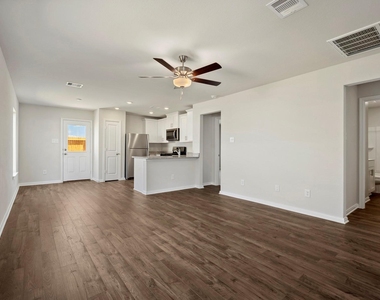 10430 Red Cardinal Drive - Photo Thumbnail 4