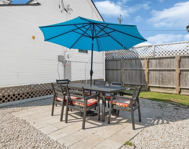 3624 Avenue S 1/2 - Photo Thumbnail 18