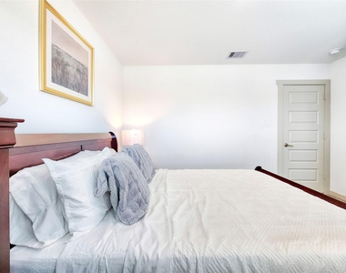 29914 Reagans Ranch Drive - Photo Thumbnail 13