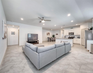 29914 Reagans Ranch Drive - Photo Thumbnail 16