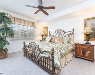 7401 Bella Lago Drive - Photo Thumbnail 9