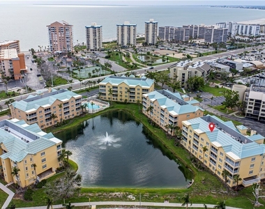 7401 Bella Lago Drive - Photo Thumbnail 16