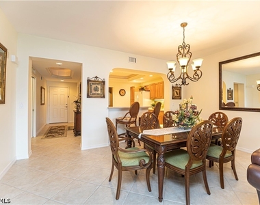 7401 Bella Lago Drive - Photo Thumbnail 4