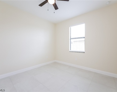 1125 Capp Avenue - Photo Thumbnail 10