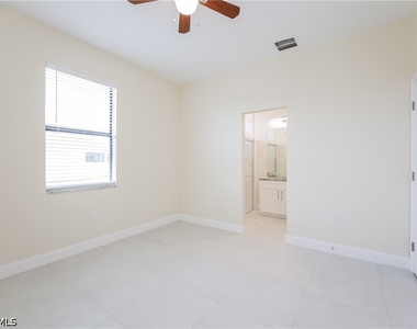 1125 Capp Avenue - Photo Thumbnail 8