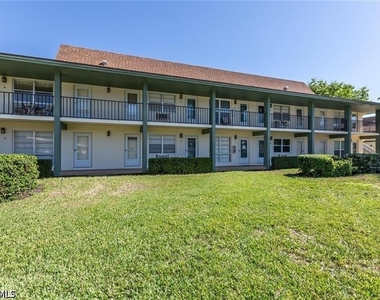 235 Seaview Court - Photo Thumbnail 12