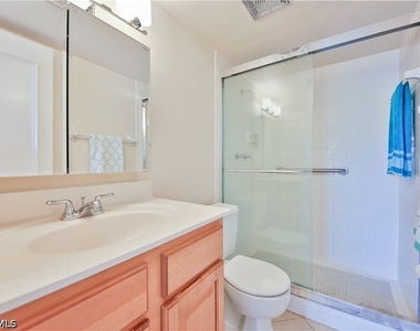1100 Gulf Shore Boulevard N - Photo Thumbnail 16