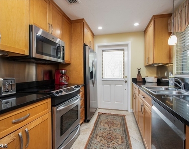 820 Ketch Drive - Photo Thumbnail 7
