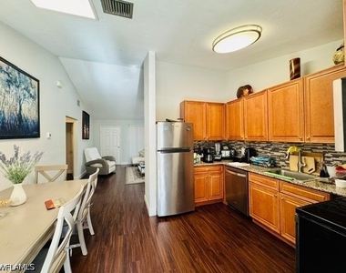 2142 55th Terrace Sw - Photo Thumbnail 5