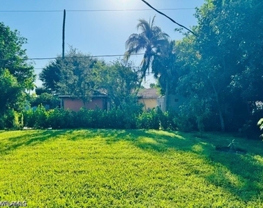 2142 55th Terrace Sw - Photo Thumbnail 12