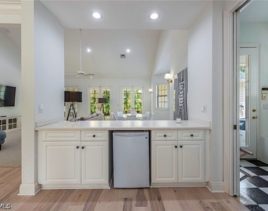 860 7th Street S - Photo Thumbnail 5
