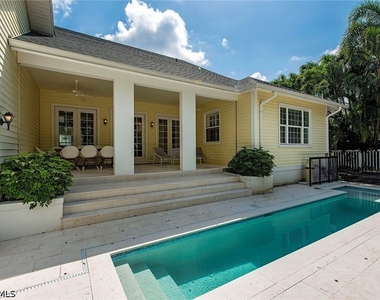 860 7th Street S - Photo Thumbnail 12