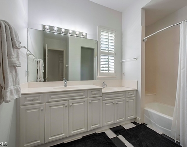 860 7th Street S - Photo Thumbnail 10