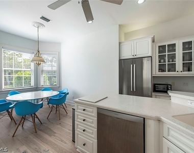 860 7th Street S - Photo Thumbnail 3