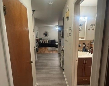 279 Chestnut - Photo Thumbnail 4