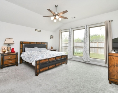 5042 Albany Shores Lane - Photo Thumbnail 24